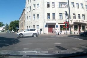 Пьяный марокканец на «Volkswagen» покалечил пешехода