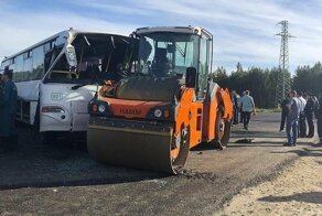 Авария дня. Автобус столкнулся с бензовозом в Челябинской области