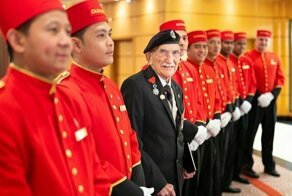 99-летний ветеран вернулся на борт трансатлантического лайнера и вспомнил юность