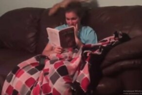 Девушка наглядно показала, каково это - жить в одном доме с лисичкой