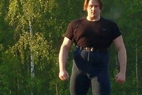 Мода, прекрати: в Сети показали самые ужасные штаны, которые носят люди