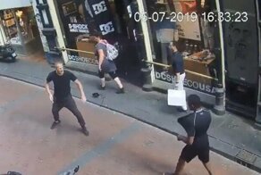 Драка незнакомых друг с другом наркоторговцев переросла в поножовщину