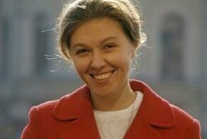 В этот день родилась ведущая программы "Здоровье" Юлия Белянчикова (12 июля 1940 - 5 июня 2011)