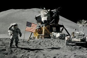 В NASA рассказали, что им мешает вновь высадиться на Луну