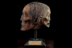 Янус: двуличность как симптом