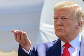 "Чемодан, вокзал...": Трамп призвал всех недовольных американцев покинуть страну