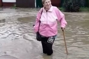 Сочи затопило после ливня - некоторые районы стали судоходными
