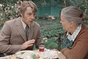 Какую сцену из фильма «Москва слезам не верит» пришлось вырезать из-за цензуры 