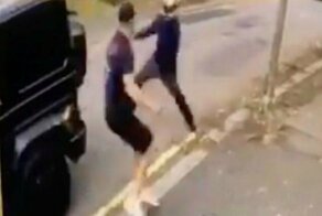 Неизвестные с ножами напали на игроков лондонского "Арсенала"