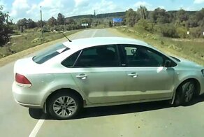 Пропустил поворот и решил развернуться не глядя