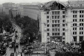 30 лет назад рухнул фасад Главпочтамта в Киеве
