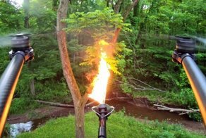 Зрелищные испытания дрона-огнемета