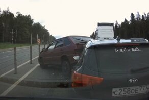 Массовое ДТП "паровозиком" на Минском шоссе