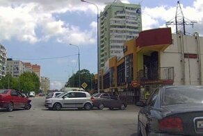 Шестимесячный малыш вылетел на дорогу во время ДТП в Новороссийске