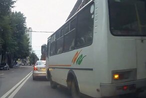 В Воронеже появился водитель маршрутки, который не слышал о существовании ПДД