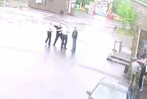 Десантник по неосторожности убил докучавшего ему старшего собрата