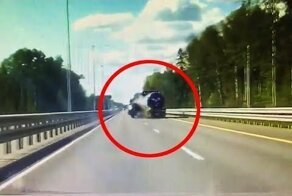«Hyundai Tucson» против «SCANIA»