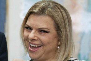 Жена израильского премьер-министра устроила скандал на пути в Киев