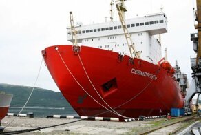 Лихтеровоз "Севморпуть": возвращение "с того света"