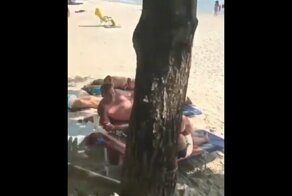 Попытка домогательства на пляже