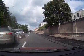 Разворот без поворотника с обочины в Петербурге