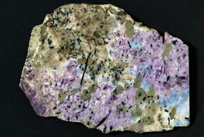 В России открыли единственное в мире месторождение карлтонита