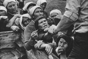 Почему в СССР в семидесятые в селах каждый раз покупали по 5 и больше буханок хлеба?