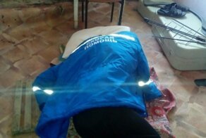 "Грязные обои, на полу - матрас": в соцсети показали, как выглядит комната отдыха бригады неотложки