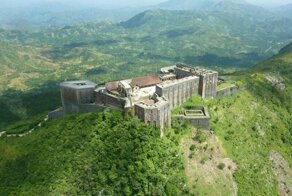 Цитадель Лаферьер - крупнейшее фортификационное сооружение Западного полушария