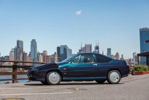 Autech Zagato Stelvio 1989-1991 с уникальным дизайном и необычными зеркалами