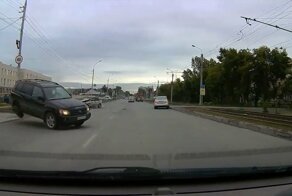 Авария дня. Массовое ДТП без пострадавших в Новосибирске