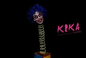 Бодиарт-художница превратила себя в чертика из табакерки