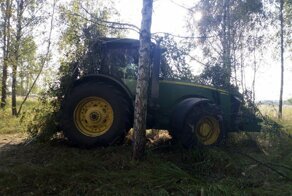 Маскировка трактора: когда служба в танковых войсках пошла на пользу