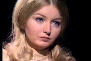 25 сентября 1968 года английский хит-парад возглавила русская песня - романс «Дорогой длинною"