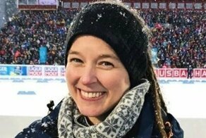 Дреды, забота об экологии и двое сыновей: министр культуры Швеции Аманда Линд