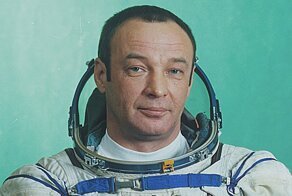 Умер советский летчик-космонавт Геннадий Манаков