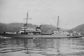 Корабль управления «Ангара»: бывшая яхта Гитлера и другие мифы