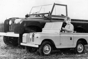 Land Rover: по заявкам британских колхозников