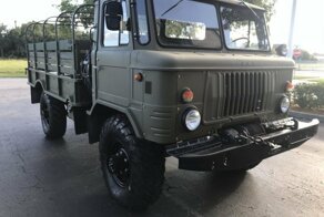 В США с аукциона ушел советский военный грузовик ГАЗ-66