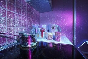 Как выглядит обычная кухня в ультрафиолетовом свете?