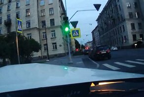 Столкновение на перекрестке в Санкт-Петербурге