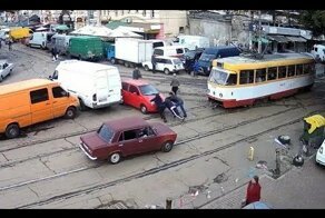 Матиз против Трамвая в Одессе