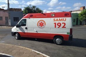 Бразилец неудачно помахал рукой проезжающему поезду