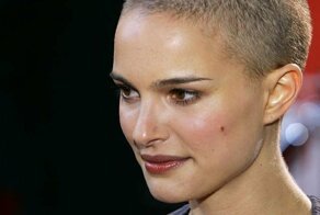 55 знаменитостей до и после бритья головы