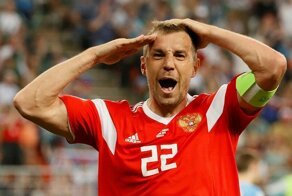 Российская сборная по футболу разгромила команду Шотландии со счетом 4:0