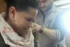 Розыгрыш со змеей напугал африканских школьников