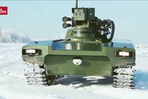 В Магнитогорске официально презентовали боевого робота на гусеничном ходу