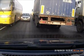 Авария дня. Опасный обгон привёл к ДТП