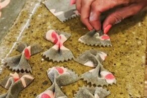 Кулинар из США продемонстрировала, какими уникальными могут быть изделия из теста