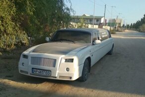 Самодельный лимузин на базе «Волги» стилизованный Rolls-Royce